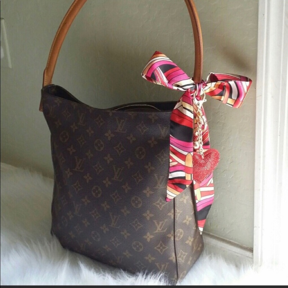 Authentic Louis Vuitton Looping GM bandeau not inc
